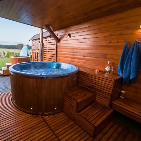 Zacisze W Ogrodku Dom Z Balia I Sauna Ogrodek Exterior photo